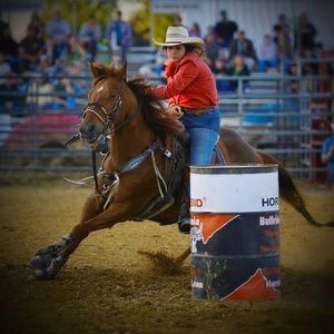 Meet your Posher, Annalee